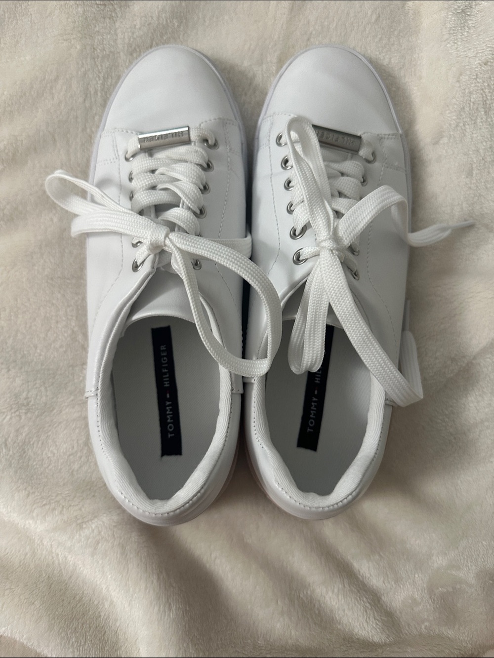 Tommy Hilfiger White Low-Top Leather Sneakers